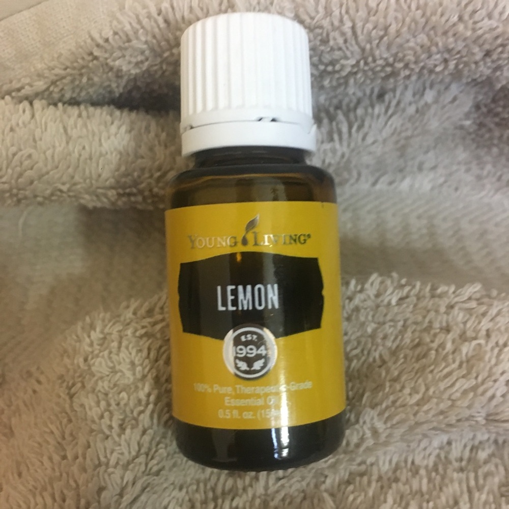 Young Living Lemon essential oil 15ml New
